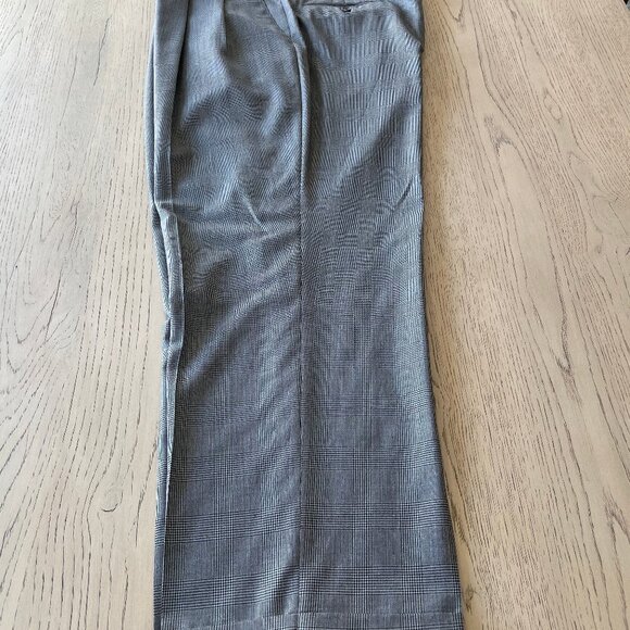 Ralph Lauren Men's 100% Wool Gray Plaid 3 Piece Suit - 46 L - Picture 2 of 7